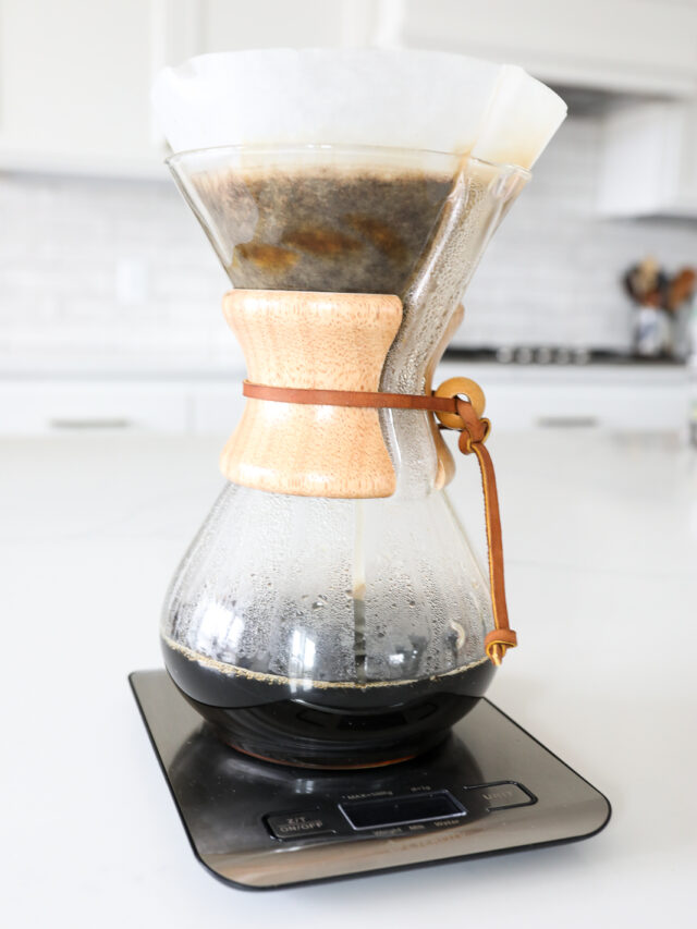 POUR OVER CHEMEX