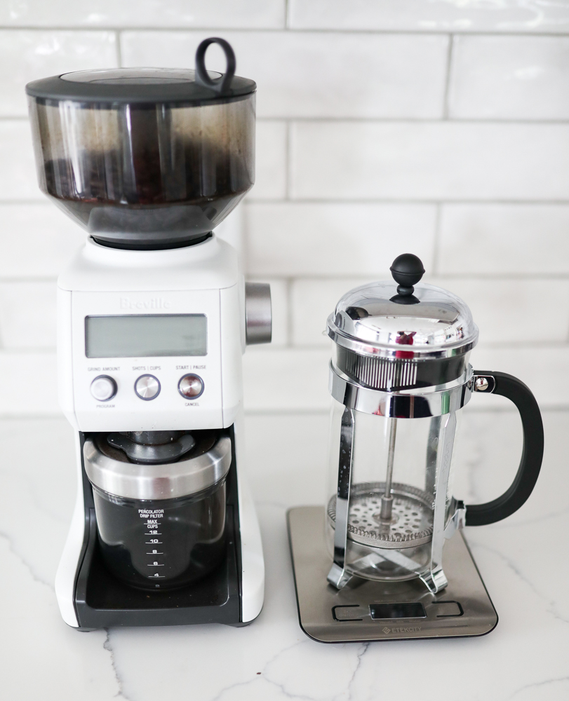 Coffee grinder, scale and french press